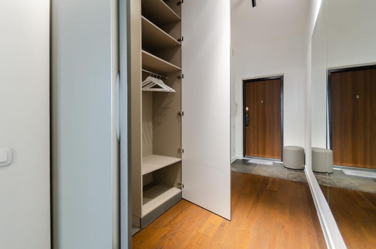 Petrovdom 408-467-471-277-377 In Central Park Cozy Apartments 키예프 외부 사진