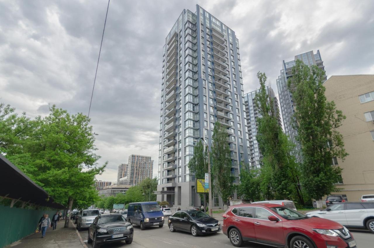 Petrovdom 408-467-471-277-377 In Central Park Cozy Apartments 키예프 외부 사진